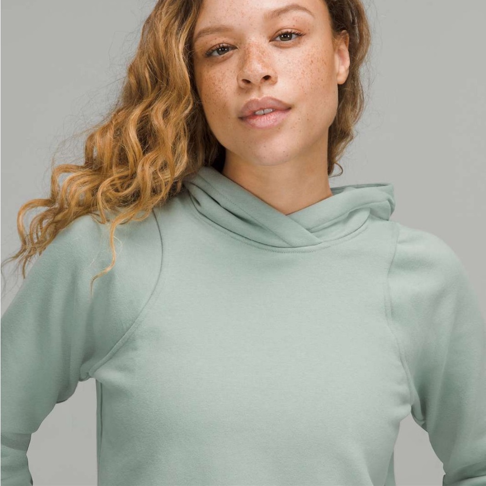 Lululemon Women's Pullover Sweater